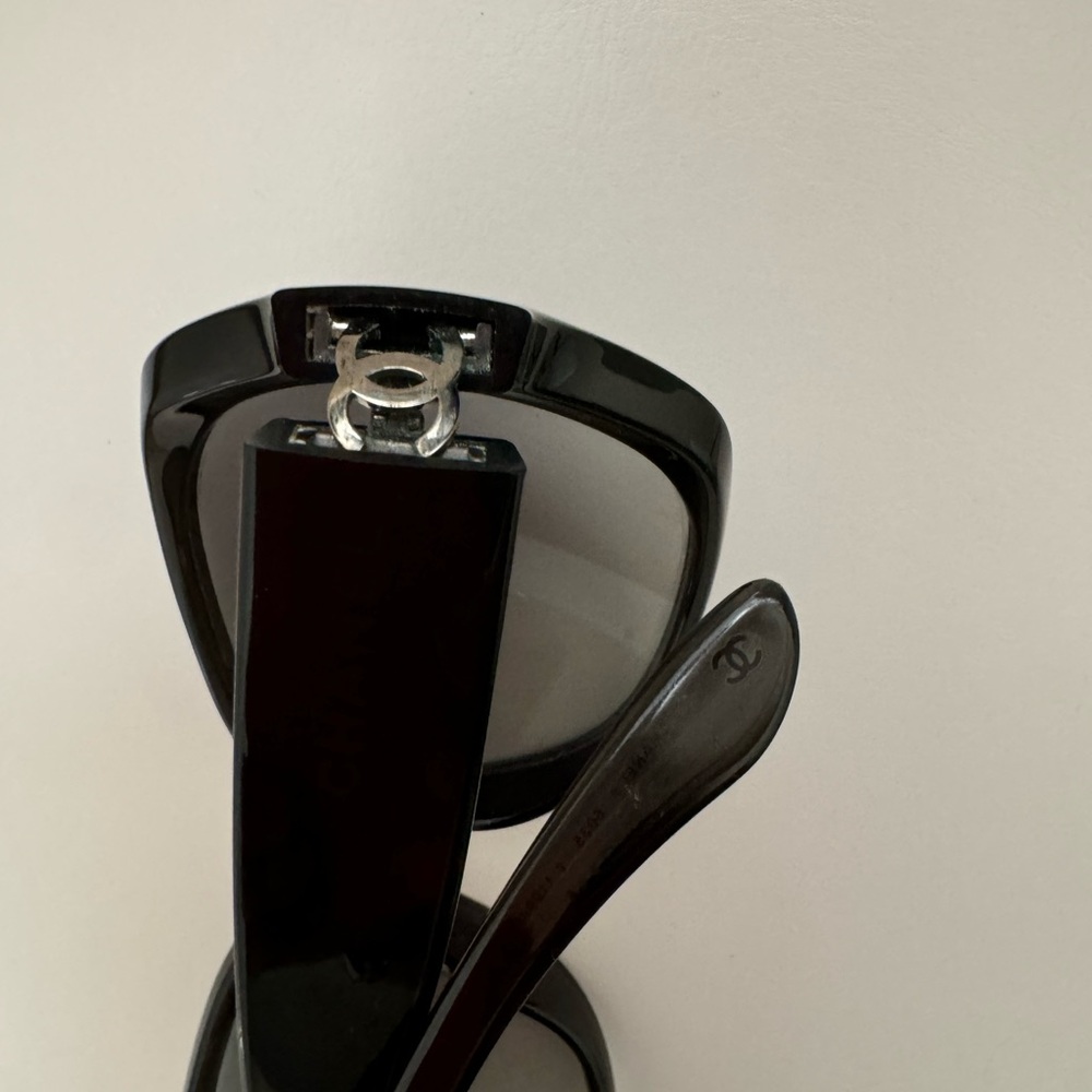 Chanel Square Model Sunglasses - Picture 8 of 9